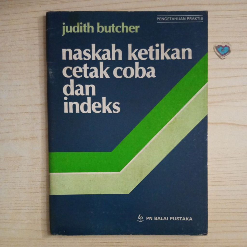 หนังสือของ SKILLS เป็นพิมพ์ TRY และ INDEX โดย JUDITH BUCHER