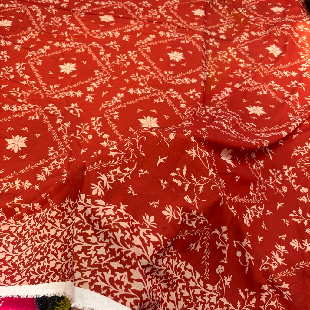 ผ้าชีฟองลายดอกไม้ลายชาติพันธุ์ | วัสดุเย็นตกสําหรับเดรสเสื้อ (Per 0.5m) Jy