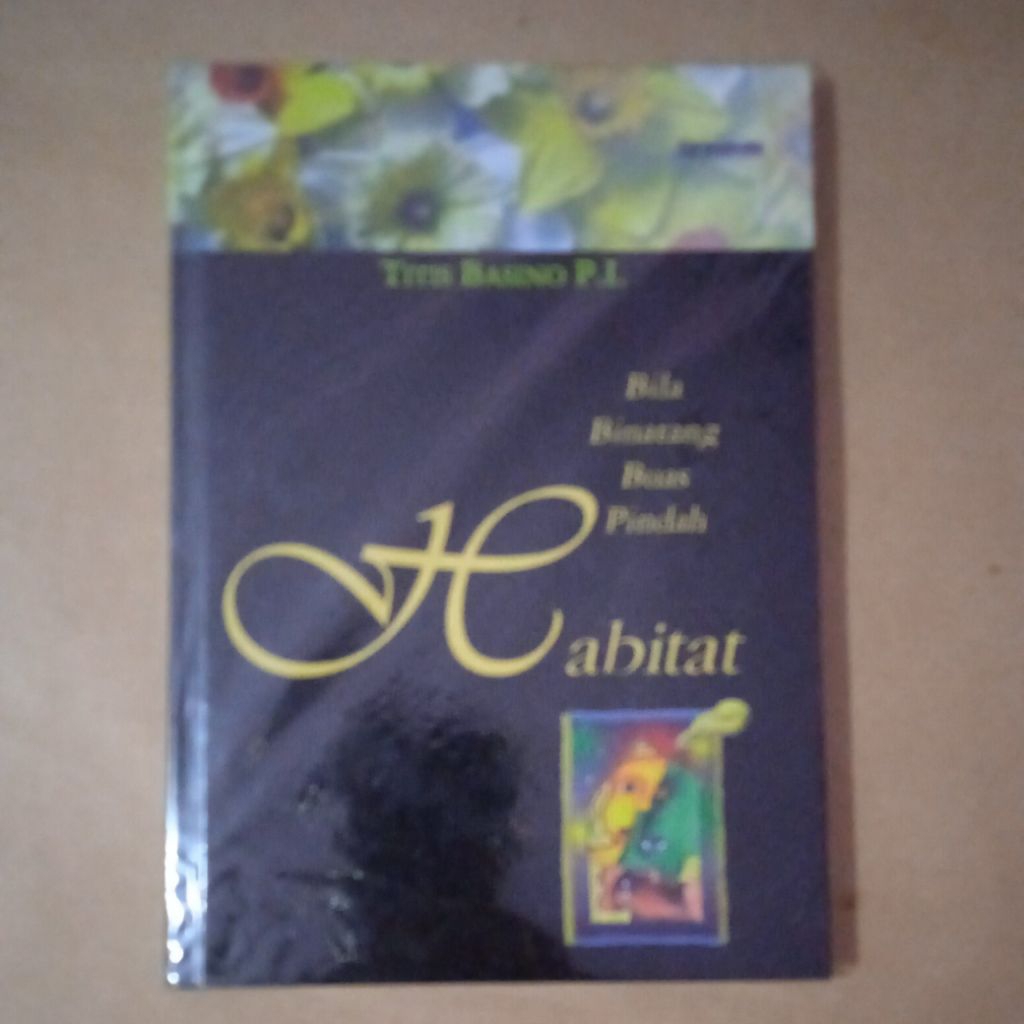นวนิยายวรรณกรรม Habitat โดย Titis Basino