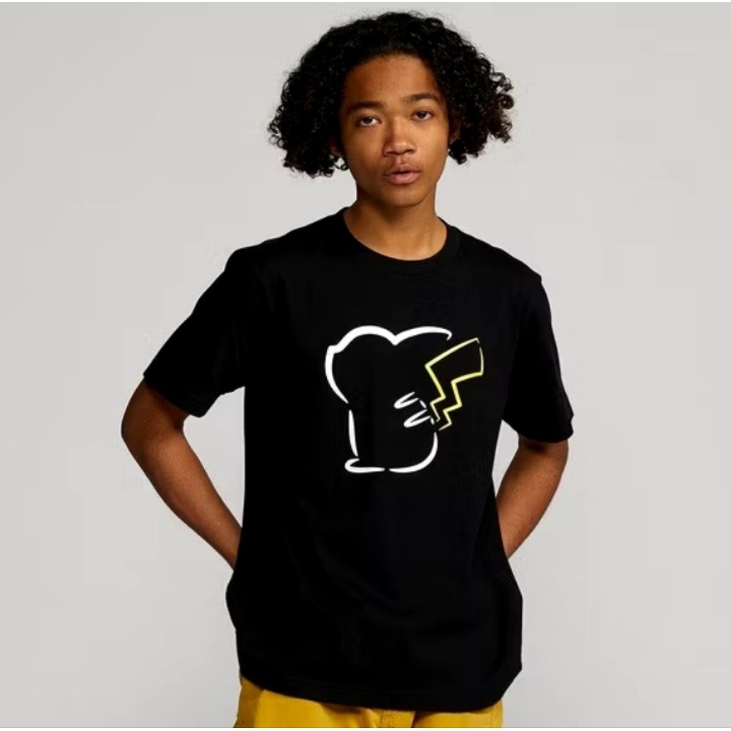 เสื้อยืด Uniqlo UT x Pokemon วินาที S