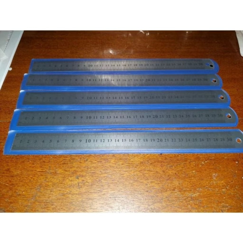 QUALITY VANCO 30 CM IRON RULER / 30 CM RULER
