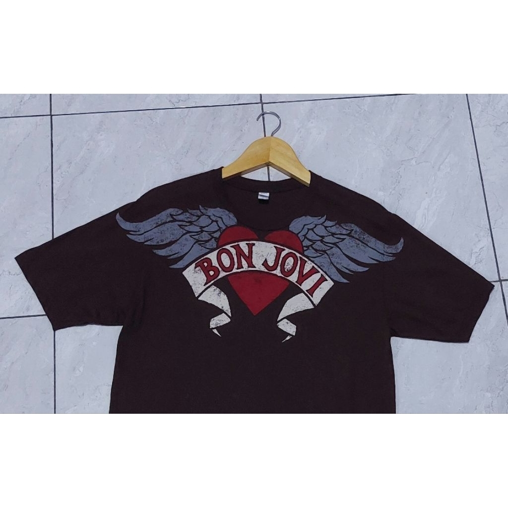 BON JOVI WORLD TOUR 2010-2011 เสื้อยืด BON JOVI TOUR 2010-2011 BAND เสื้อยืดเพลงเสื้อยืด BAND เสื้อย