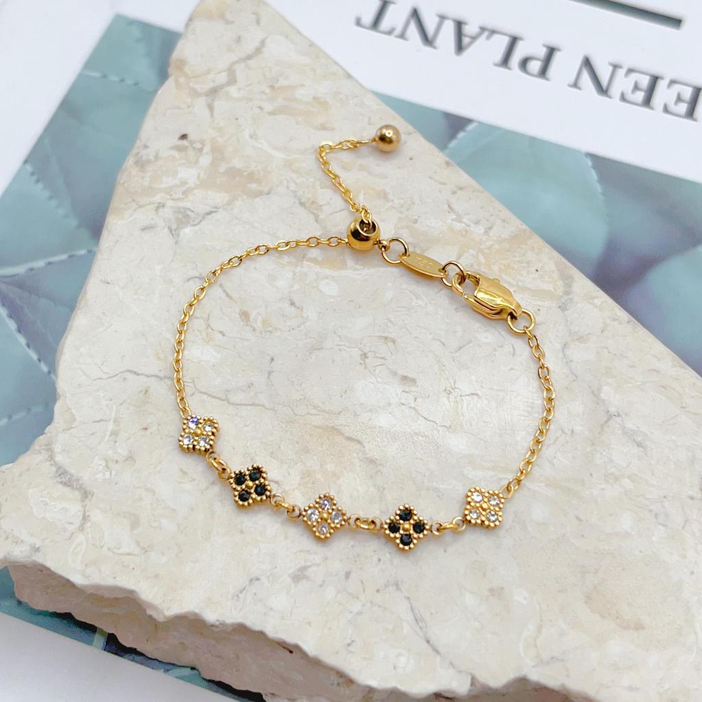 MATA Cross Clover Blink Titanium Eye Lobster 750