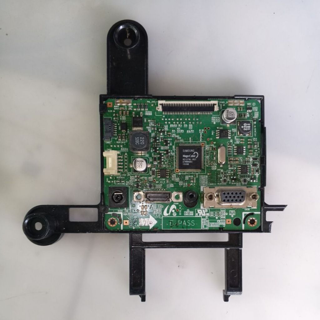 เมนบอร์ดจอภาพทีวี LG 19M38A