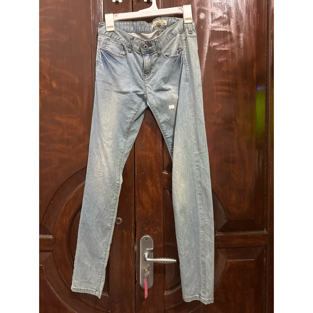 กางเกงยีนส์ TEENIE WEENIE