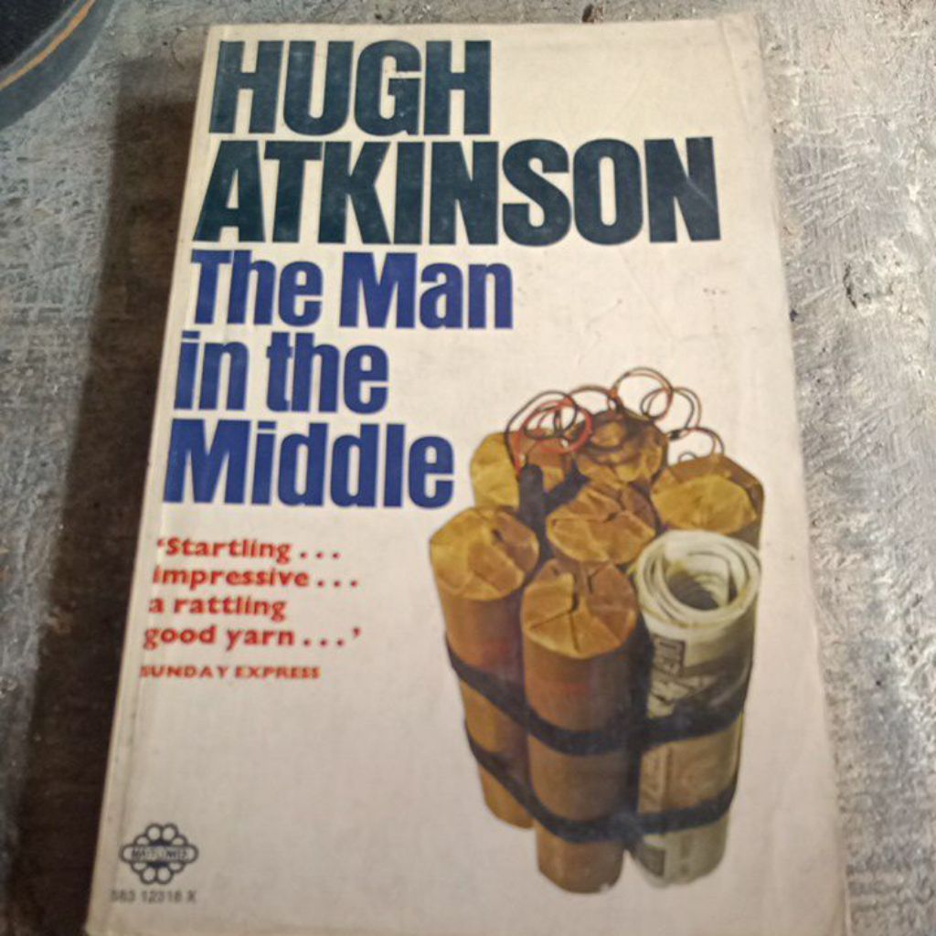 HUGH ATKINSON ผู้ชายในหนังสือ MIDDLE