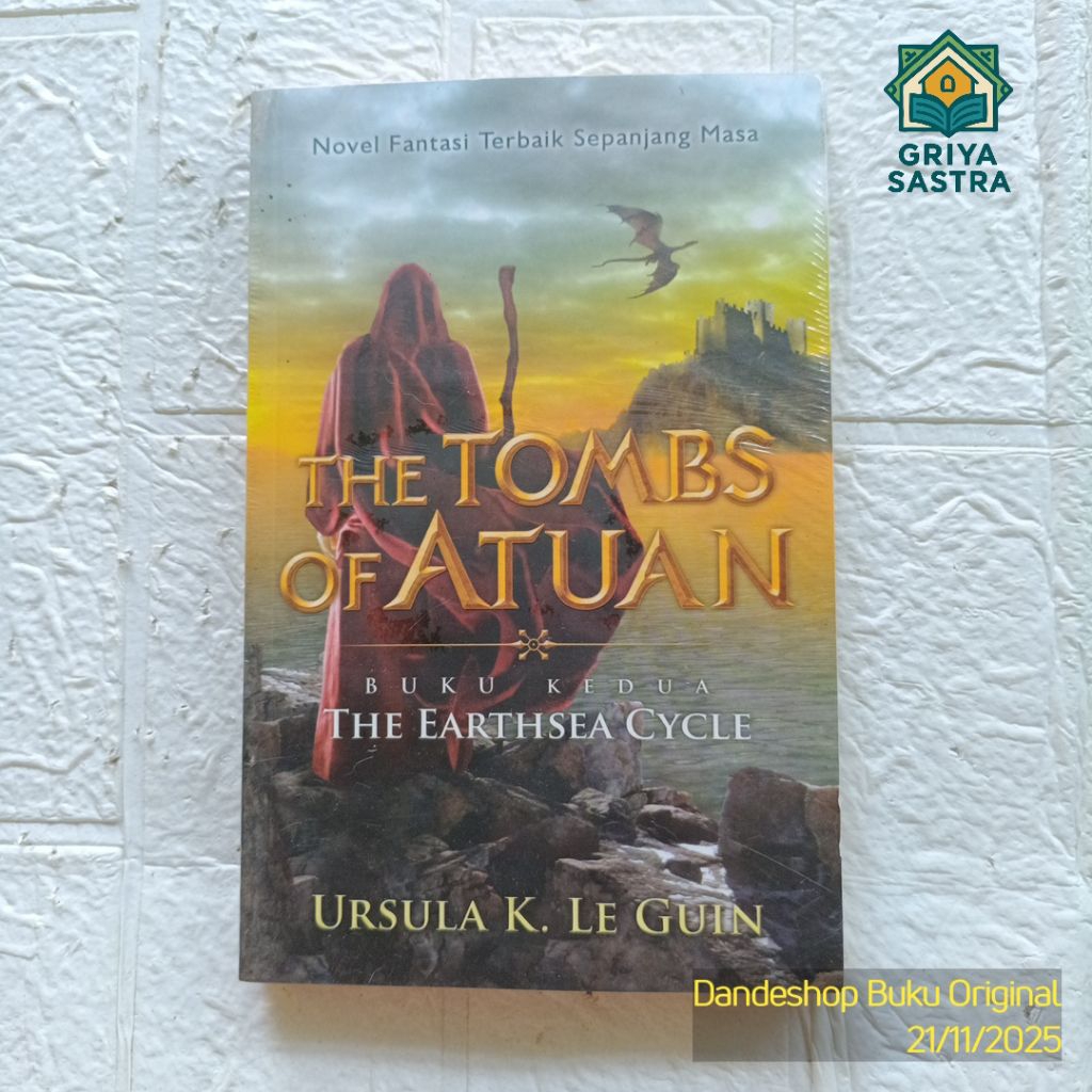 The Tombs of Atuan - The Earthsea Cycle Second Book โดย Ursula K. Le Guin - นวนิยายต้นฉบับ
