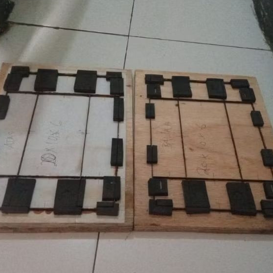 PISO PON BOX LAPIS LEGIT TOP และ BOTTOM USED ขนาด 20X10X6 CM & 20X10.3X6 CM ด้านข้างล็อครุ่น (สําหรั