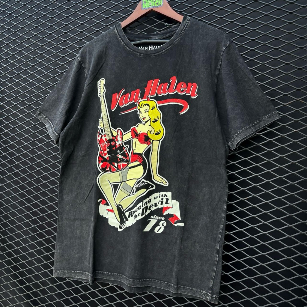 เสื้อยืดวง Van Halen อย่างเป็นทางการ - วิ่งด้วยปีศาจ