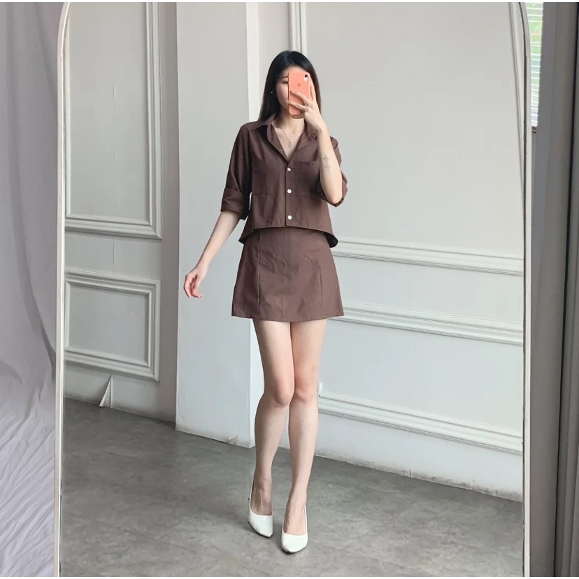 GIEV - Yejin OXFORD Material Set ผู้หญิงแขนยาวปุ่มสดลําลองกระโปรงสั้นกางเกงลายธรรมดา