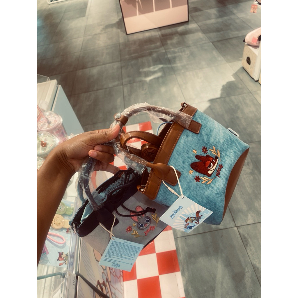 OH SOME ZOOTOPIA CROSSBODY 18x6x21ซม