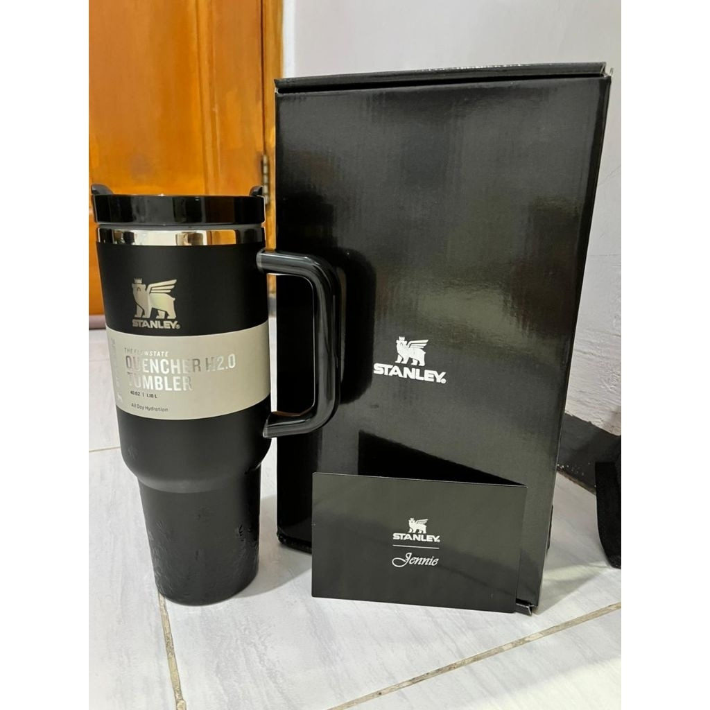 Stanley X Jenny 40 Oz Tumbler ทนความร้อนและเย็น