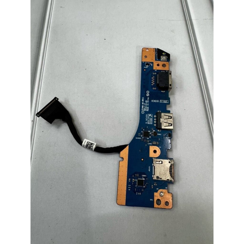 สวิตช์บอร์ด USB เปิดปิด Lenovo Thinkpad E490 ศูนย์เดิม