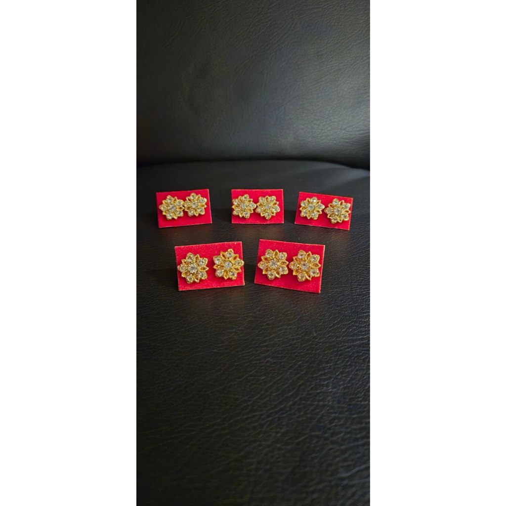 IMITATION GOLD EARRINGS