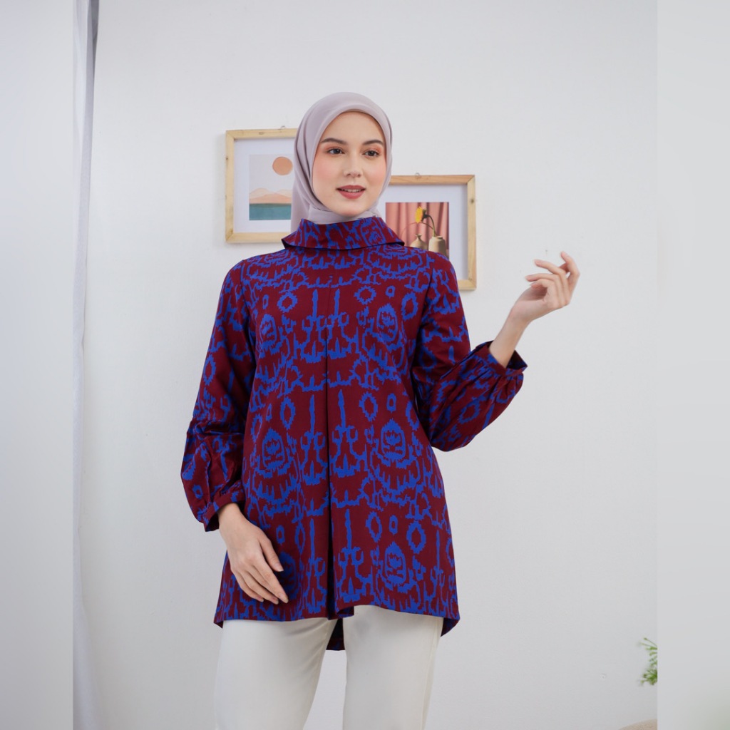 เสื้อทํางานผู้หญิงชั้น Trikot - KAVITA MAROON