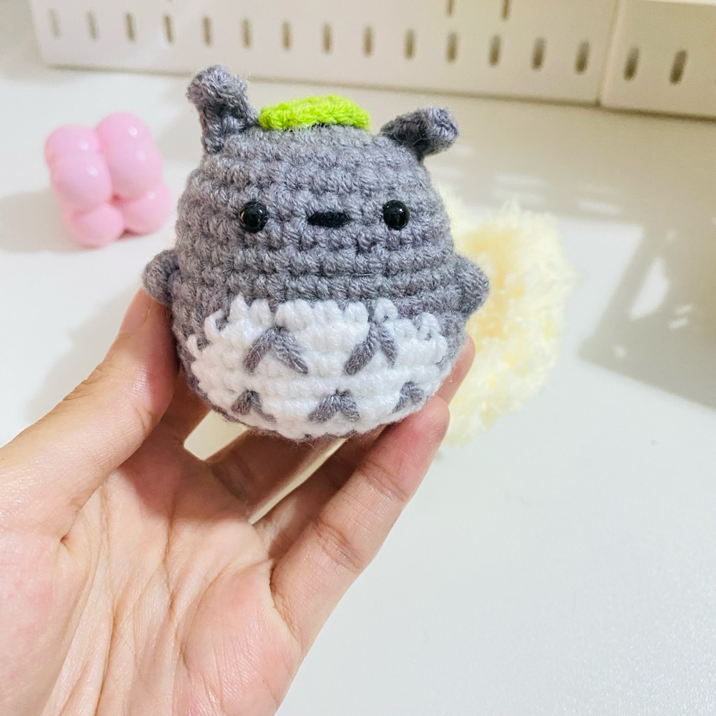 Totoro พวงกุญแจโครเชต์/Totoro ตุ๊กตาถัก/พวงกุญแจ Totoro