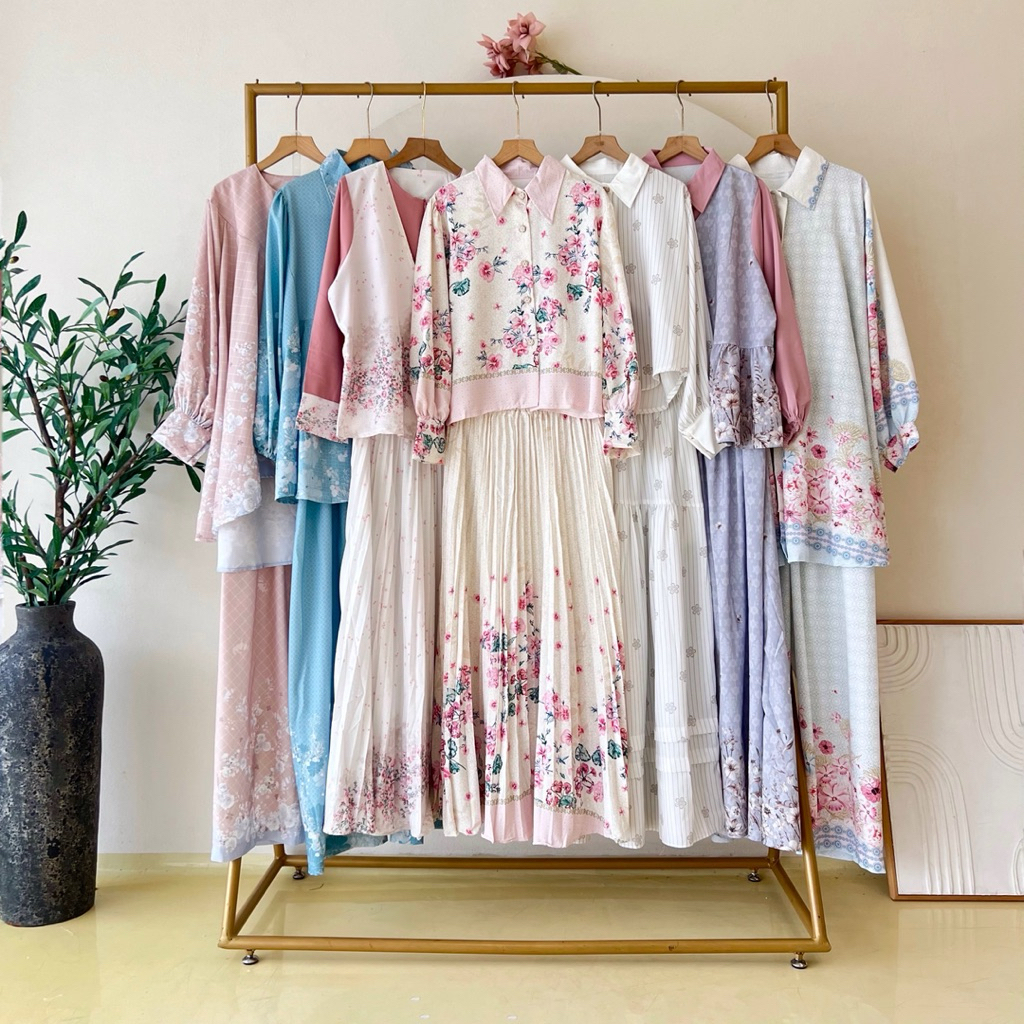 WHOLESALE REMAINING STOCK NARA SUITS - NARA Premium Mixed Suit Stock