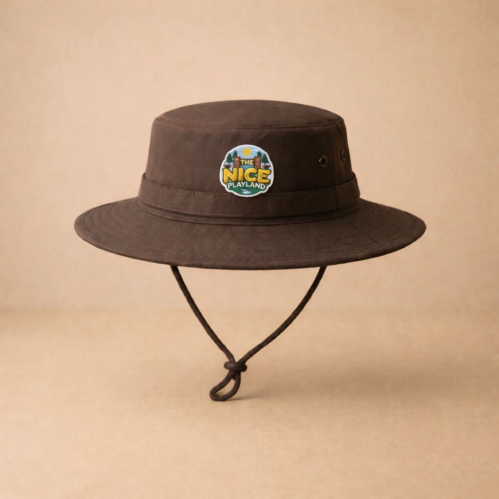 หมวกป่าผจญภัยเดินป่าภูเขา Playland ที่ดีพร้อมสายรัดสําหรับผู้ชายและผู้หญิง