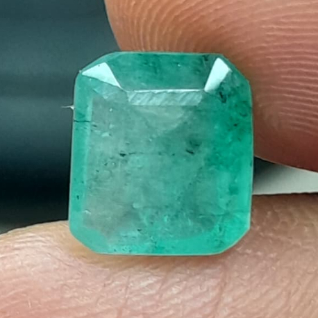 HIJAU Natural Emerald Beryl Dim: 9x8x4.4mm 2.65ct Octagon ตัดสีเขียว รหัส A515