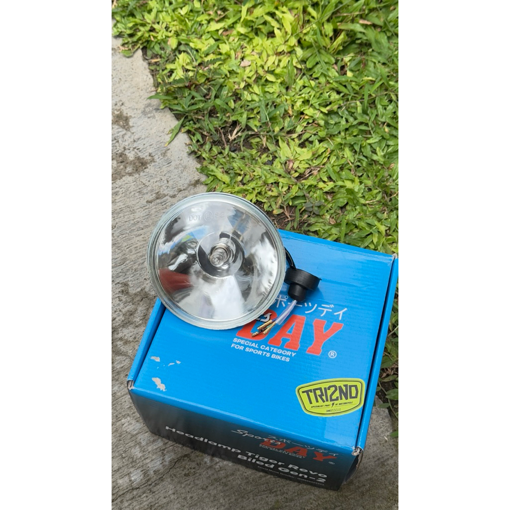 CD 90 SPORT DAY PNP CB YL SPORT DAY REFLECTTOR GLASS