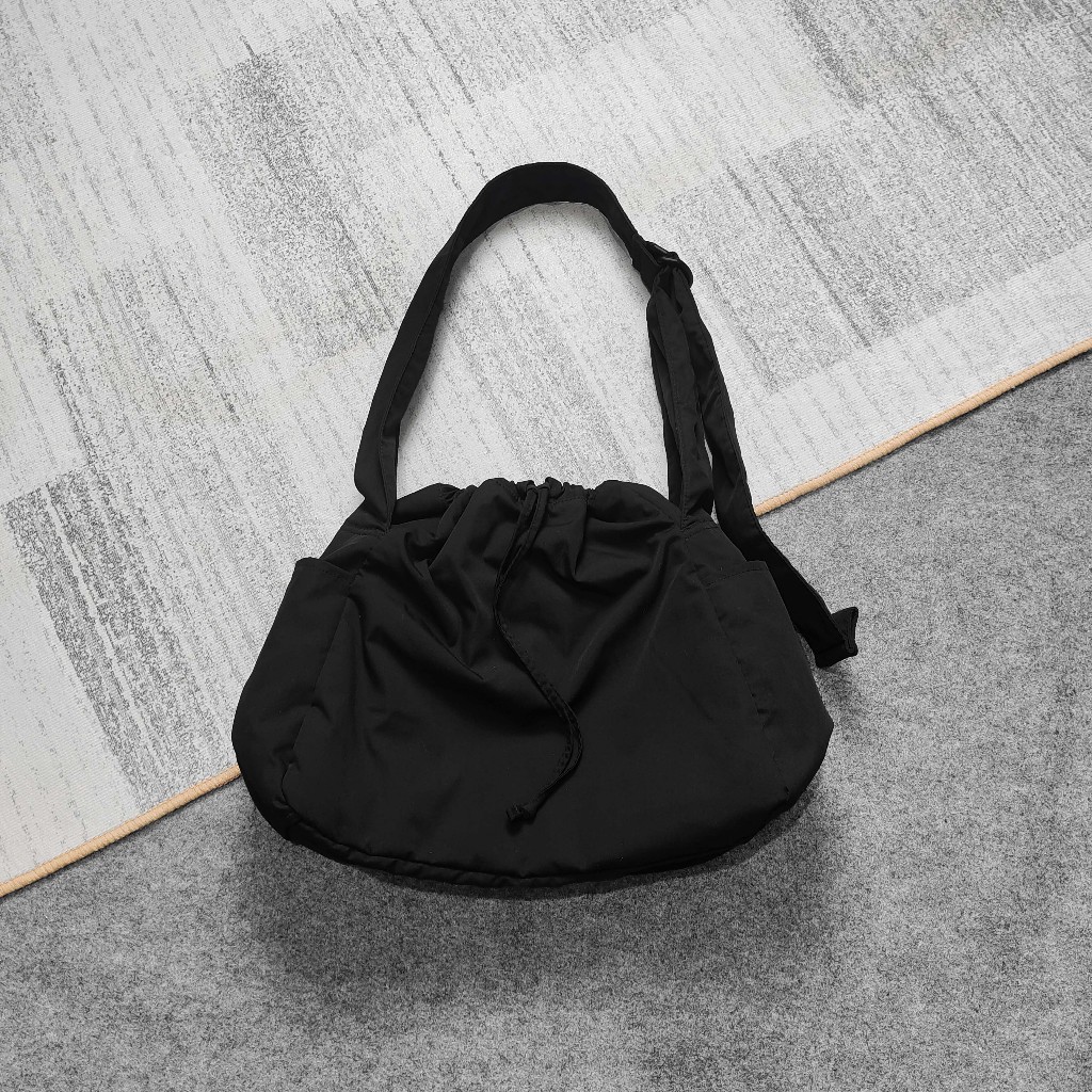 Uniqlo :C Soft Puffy Shoulder Bag