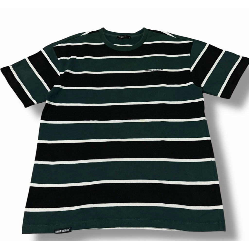 HIJAU TBJ Nearby Casual Prelove เสื้อยืดลายสีเขียว