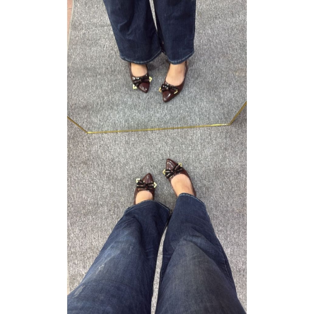 Vinnci Ribbon Back Rubber Flat Sandals ฟรีกล่อง | รองเท้าแตะผู้หญิงทันสมัย | รองเท้าแตะริบบิ้นสวยๆ |