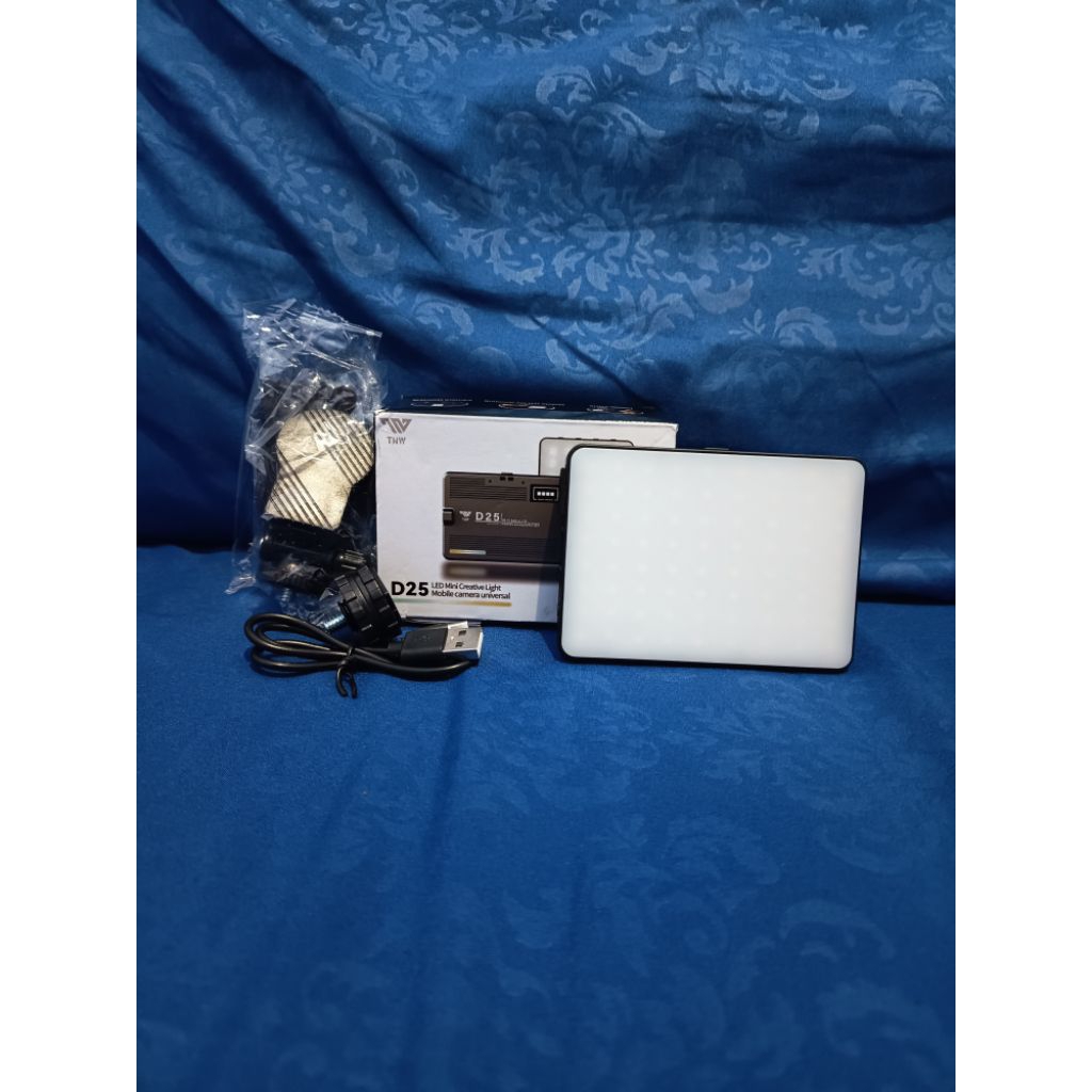 (PRELOVED) โคมไฟ TNW D25