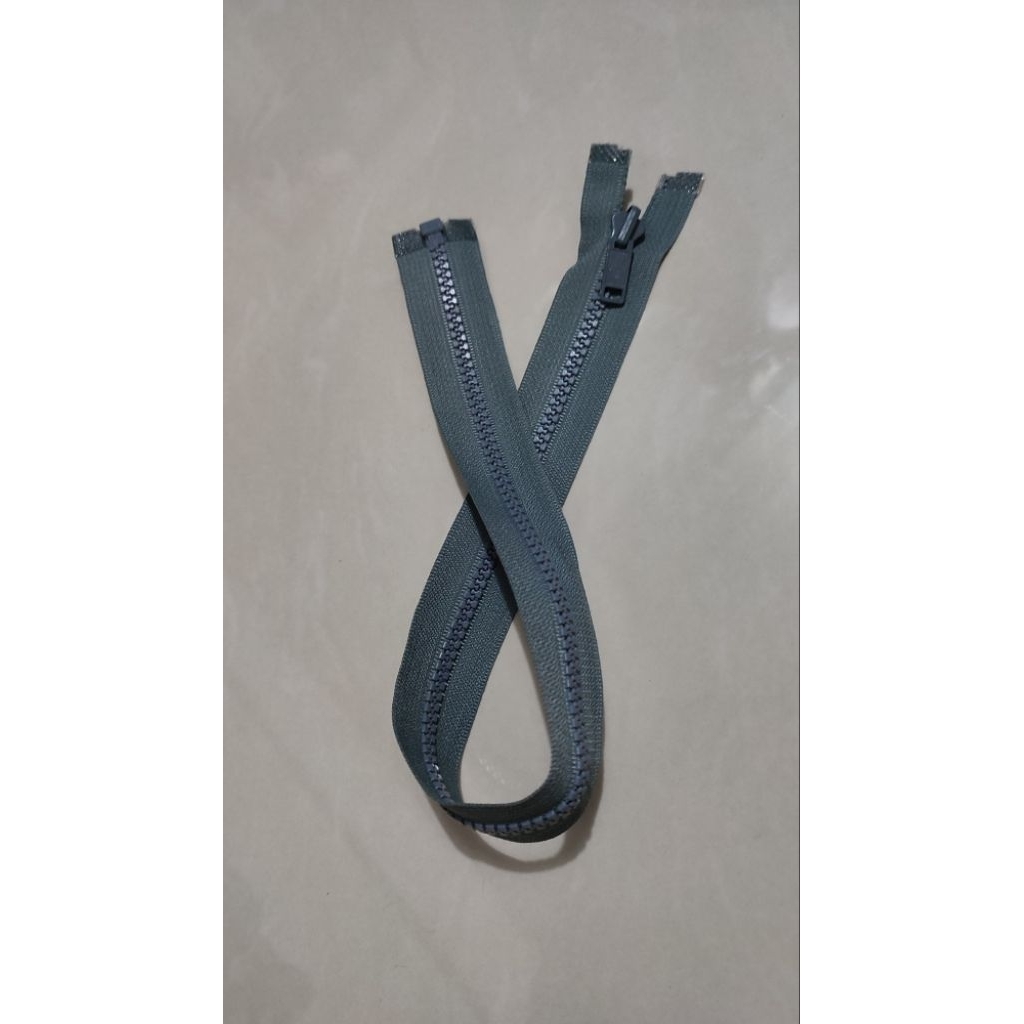 Vislon Jacket Zipper 18 นิ้ว (45cm) No. 5 มัธยมสีเทา (570)