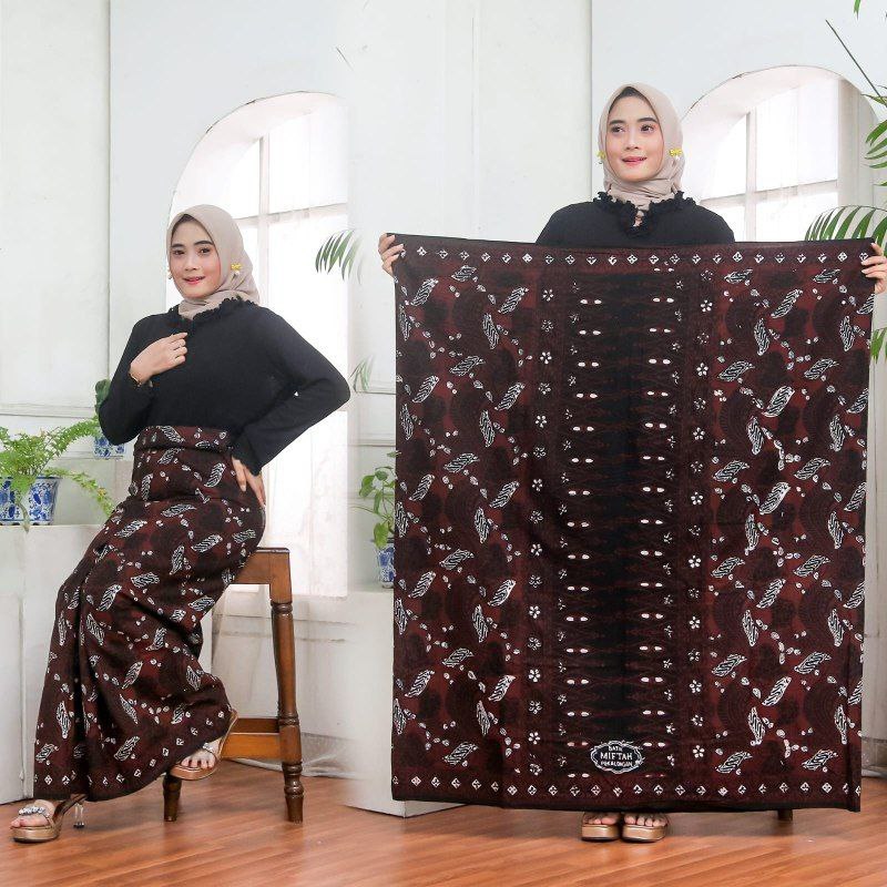KATUN Gus Iqdam Semi-Written Batik Sarong Gus Kautsar Batik Sarong Azzahir Batik Sarong Candi Mekar 