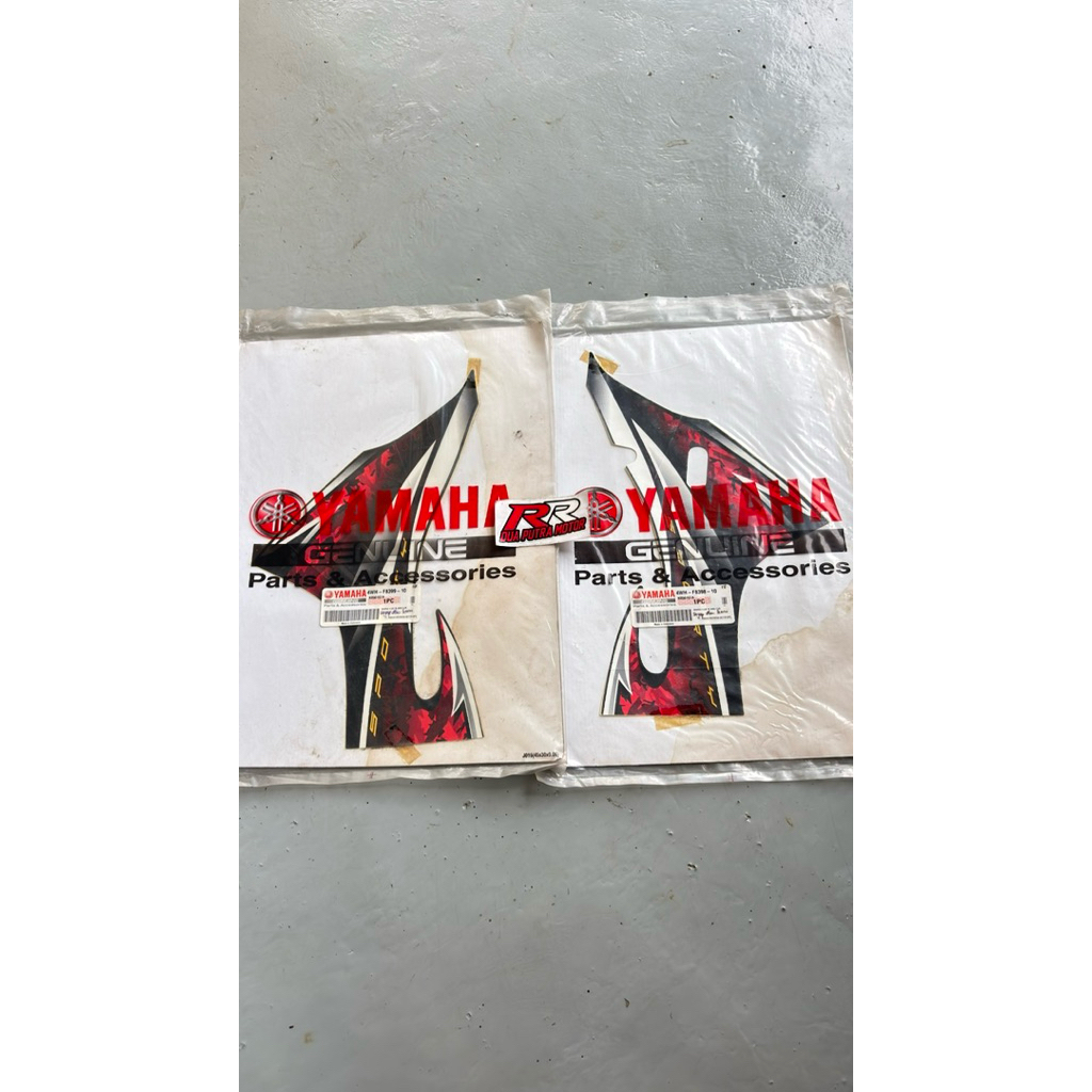 ปีกด้านในเดิม Striping สําหรับ yamaha f1zr f1z r สีขาวสีดํา 2005 สปอร์ต 4WH