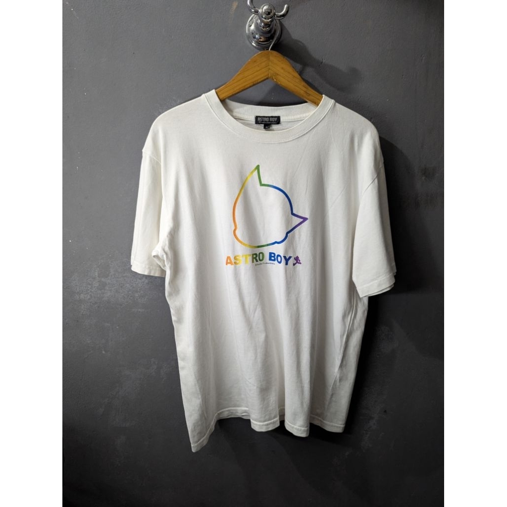 เสื้อยืด Astro Boy ของแท้ ไซส์ L preloved