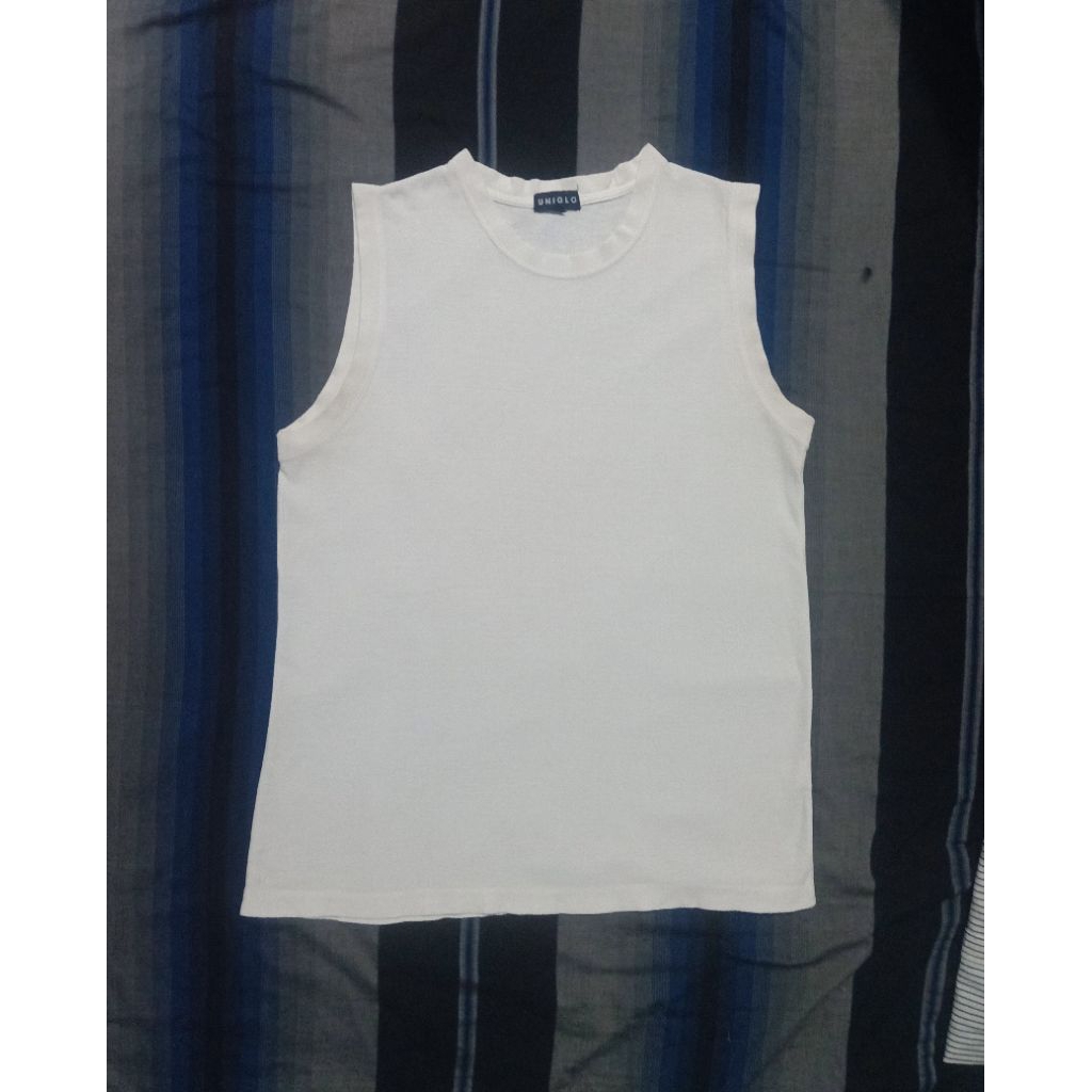 เสื้อกั๊ก Uniqlo SZM