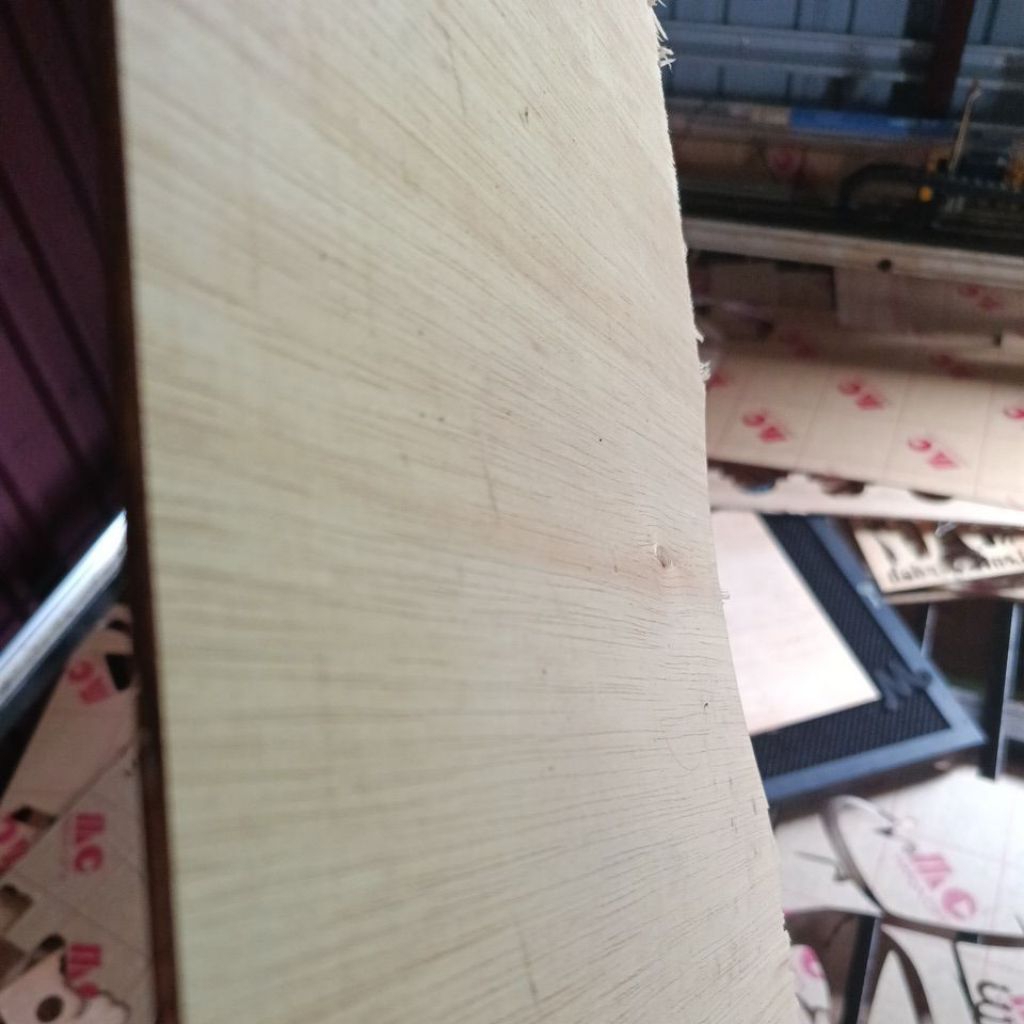 บรรจุไม้เสริม (Plywood 4mm)