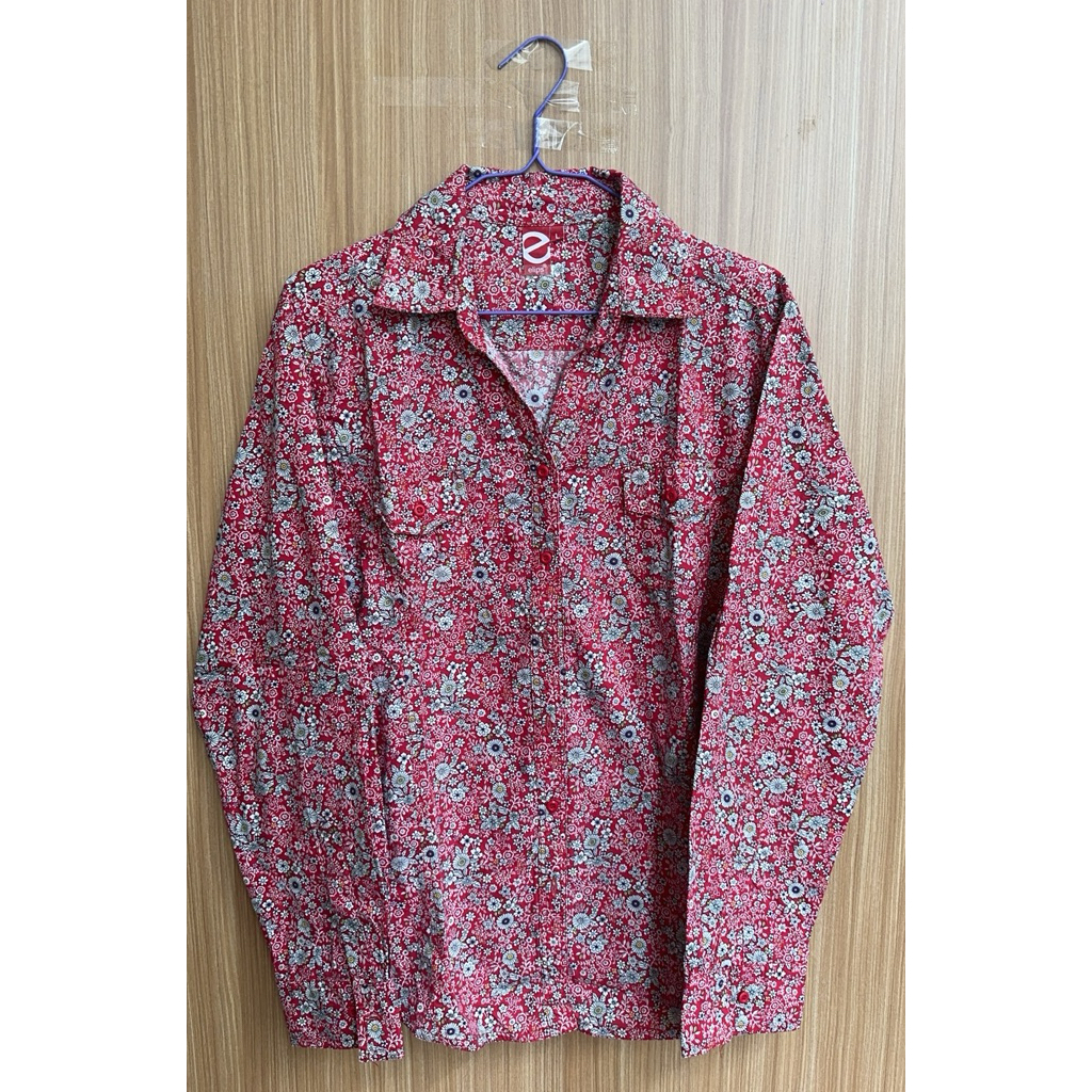 เสื้อเชิ้ตลายดอกไม้ KEMEJA Ellips