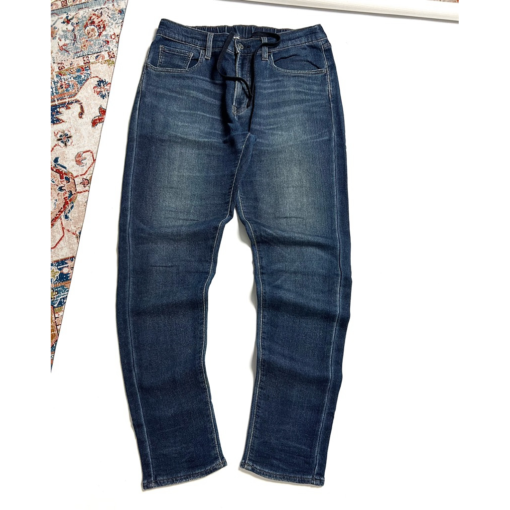 กางเกงยีนส์ UNIQLO EZY