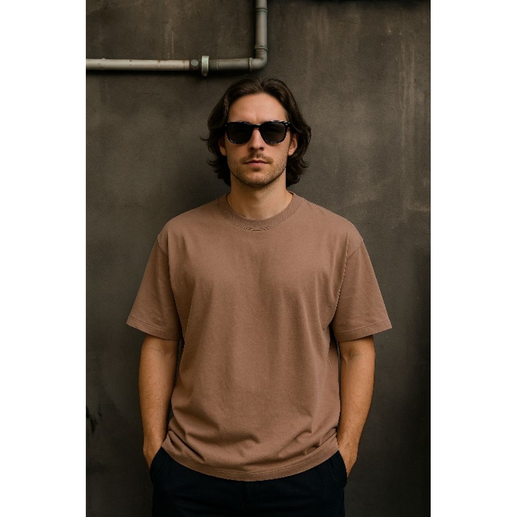 เสื้อยืด UN**L0 U O1 ไซส์ M over fit L (P67 x L55)