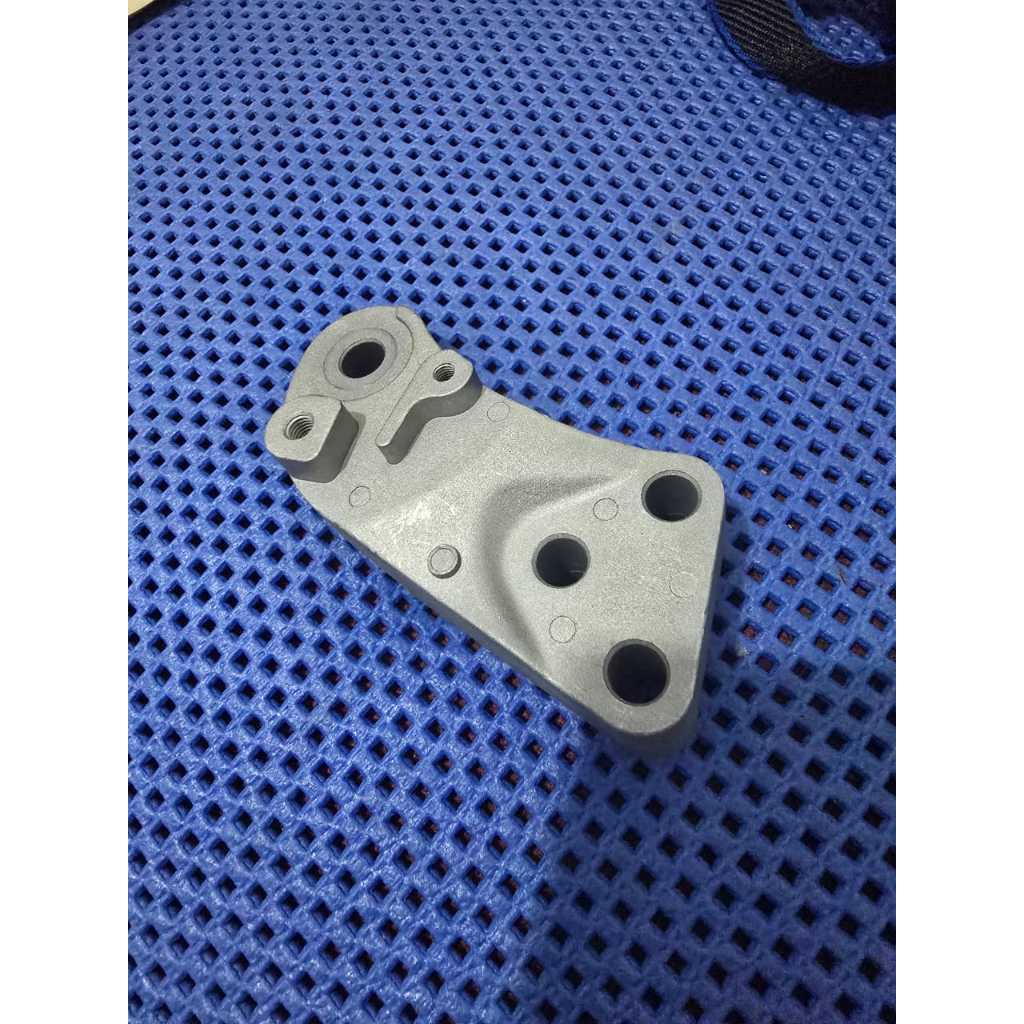 MITSUBISHI MIRAGE 1093A146 ขายึดเครื่องยนต์ขวาเท่านั้น BRACKET (รับประกัน 3 เดือน)