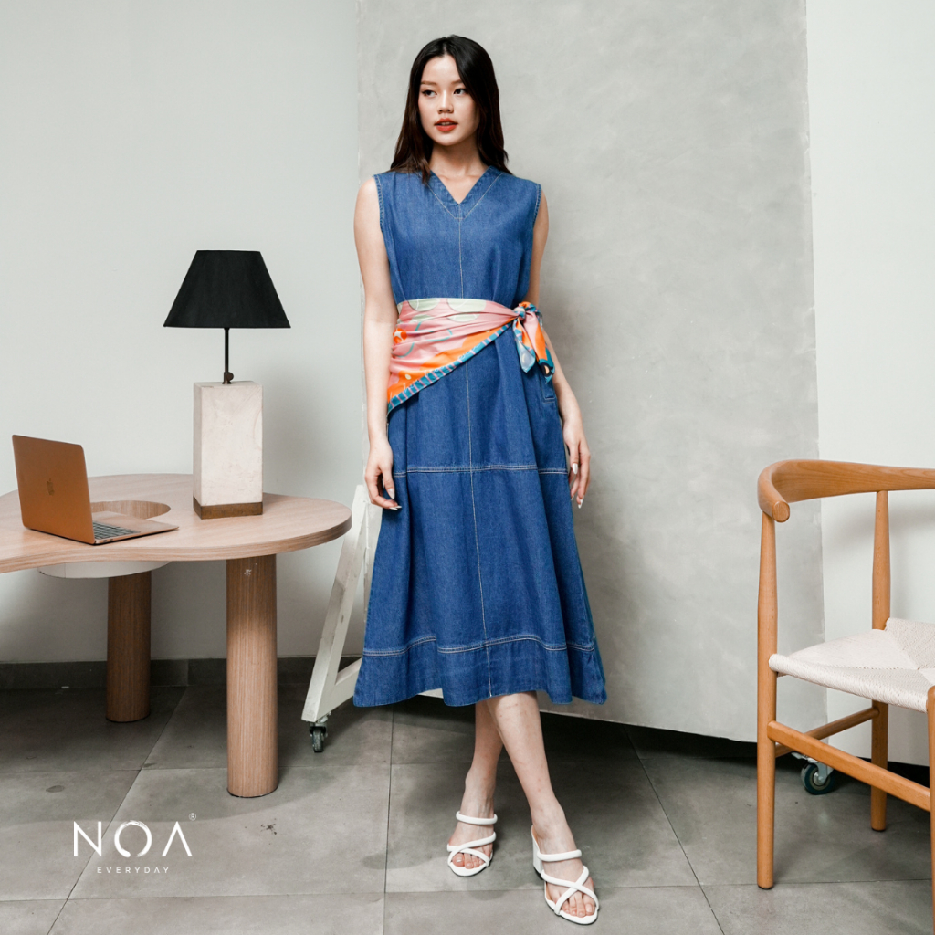 NOAeveryday l ISAO Denim Sleeve Dress l Womens Dress l Womens Midi Dress Denim Sleeves