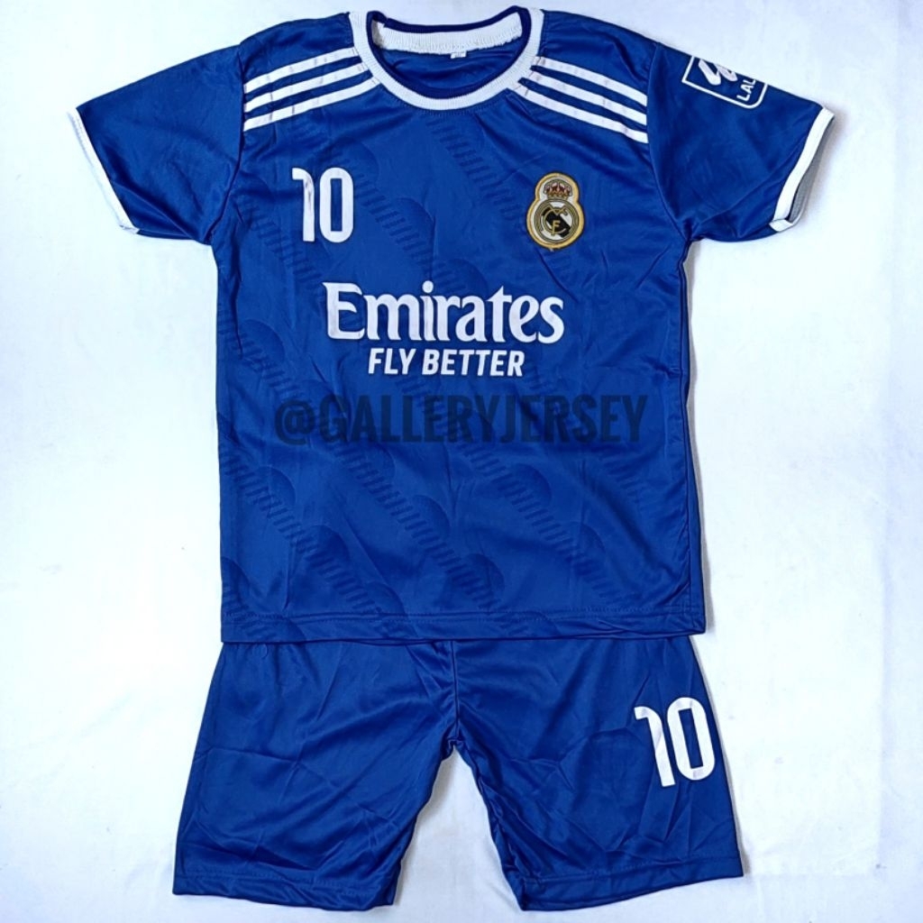REAL MADRID JERSEY ชุดสําหรับ CHILDREN MBAPPE BLUE REAL MADRID ชุดเสื้อฟุตบอลสําหรับเด็กชุดฟุตบอลสํา