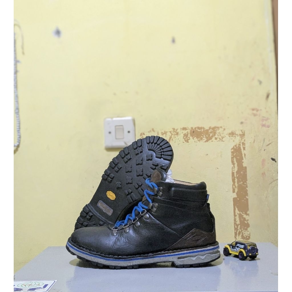 รองเท้าแบรนด์ SECOND MERR3LL SOLE VIBRAM SIZE41.5