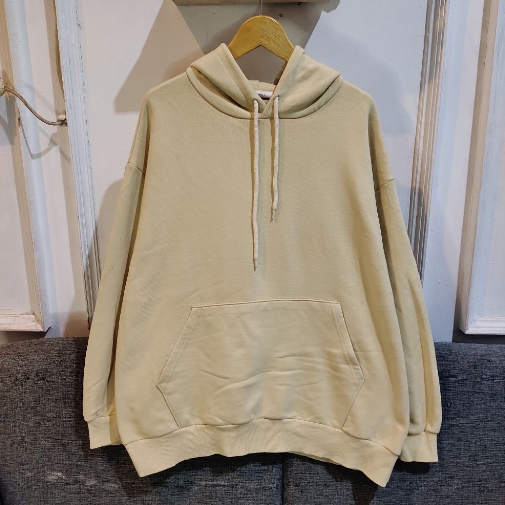 เสื้อฮู้ดมือสองแบรนด์ 09WOMEN