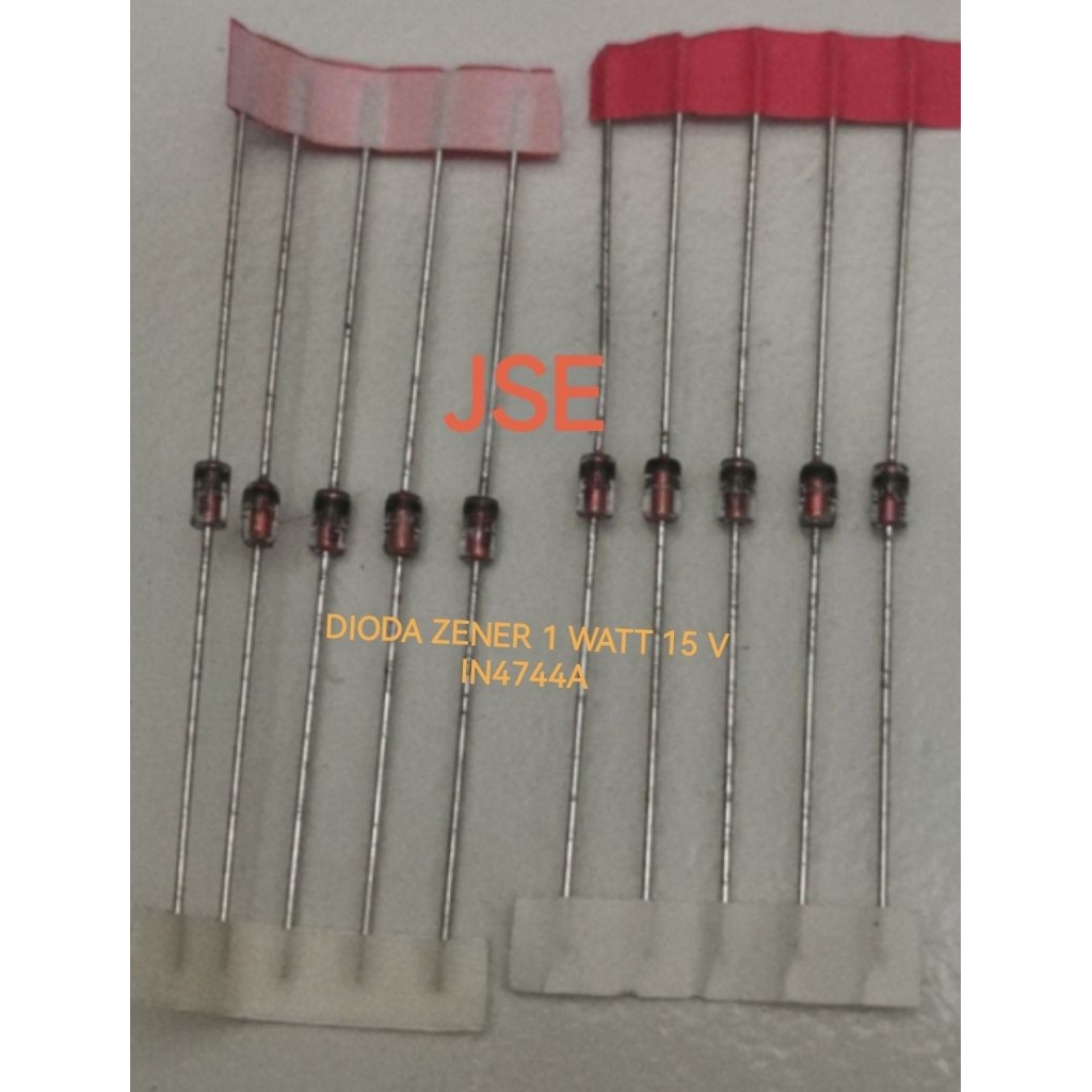 Zener Diode 15 V 1 WATT ZENER DIODE 15 V 1 วัตต์ IN4744A ปริมาณ 10 ชิ้น