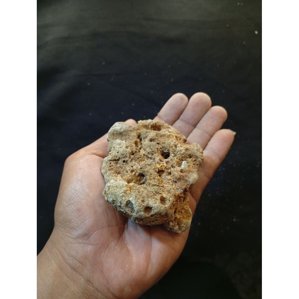 หินธรรมชาติไม่ซ้ําใคร A61