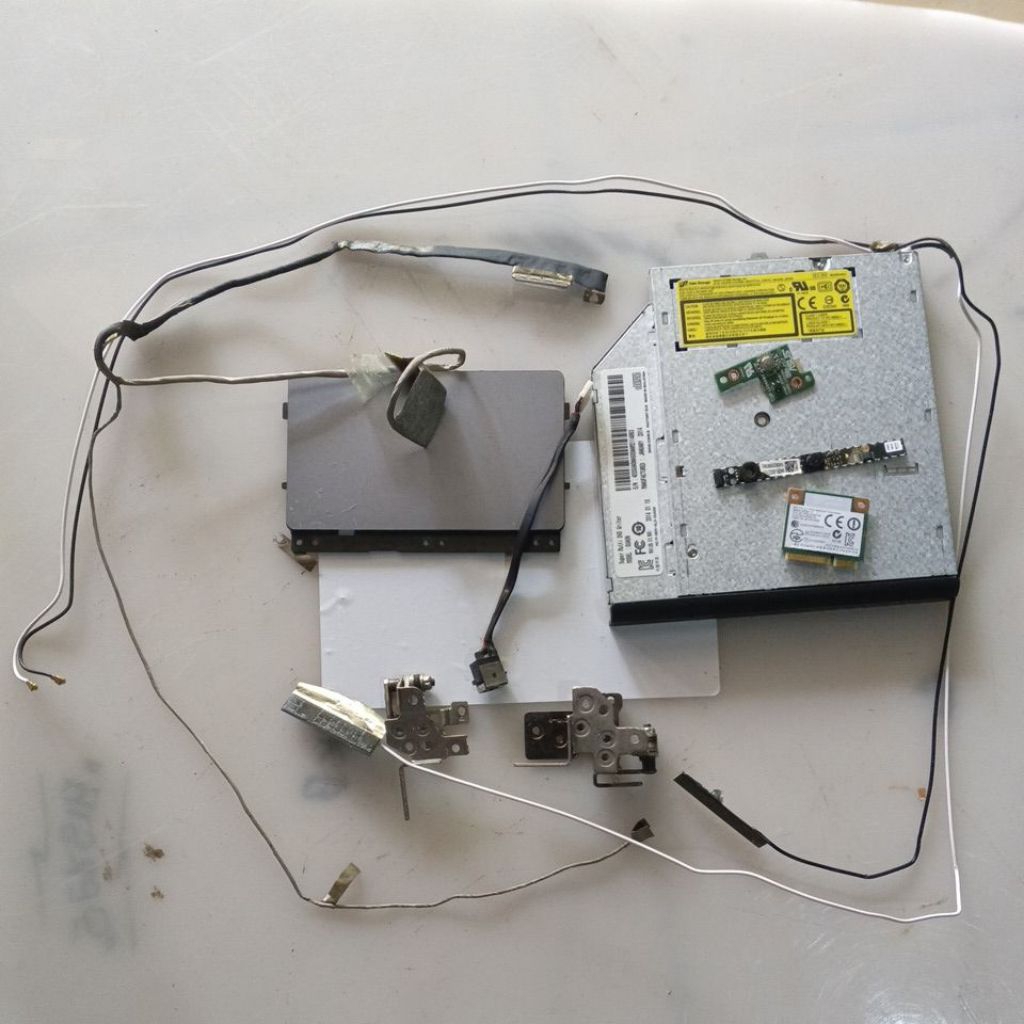 Part Asus Y481C DVD on off การ์ด Wifi ยืดหยุ่นทัชแพดชาร์จ power บานพับเว็บแคมแบบยืดหยุ่น LCD Wifi CA