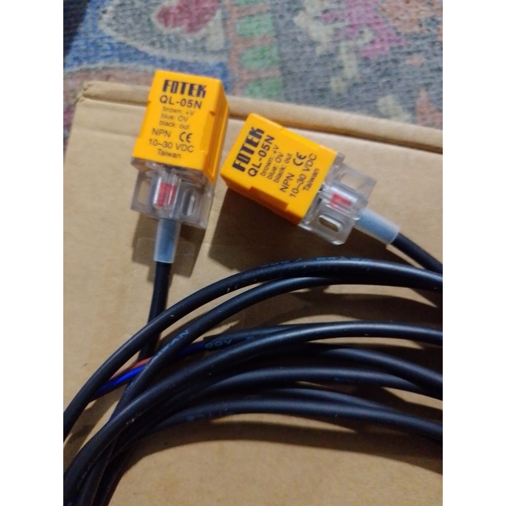 FOTEK QL-05N สีน้ําตาล: +V blue: OV black out NPN CE 10-30 VDC ไต้หวัน