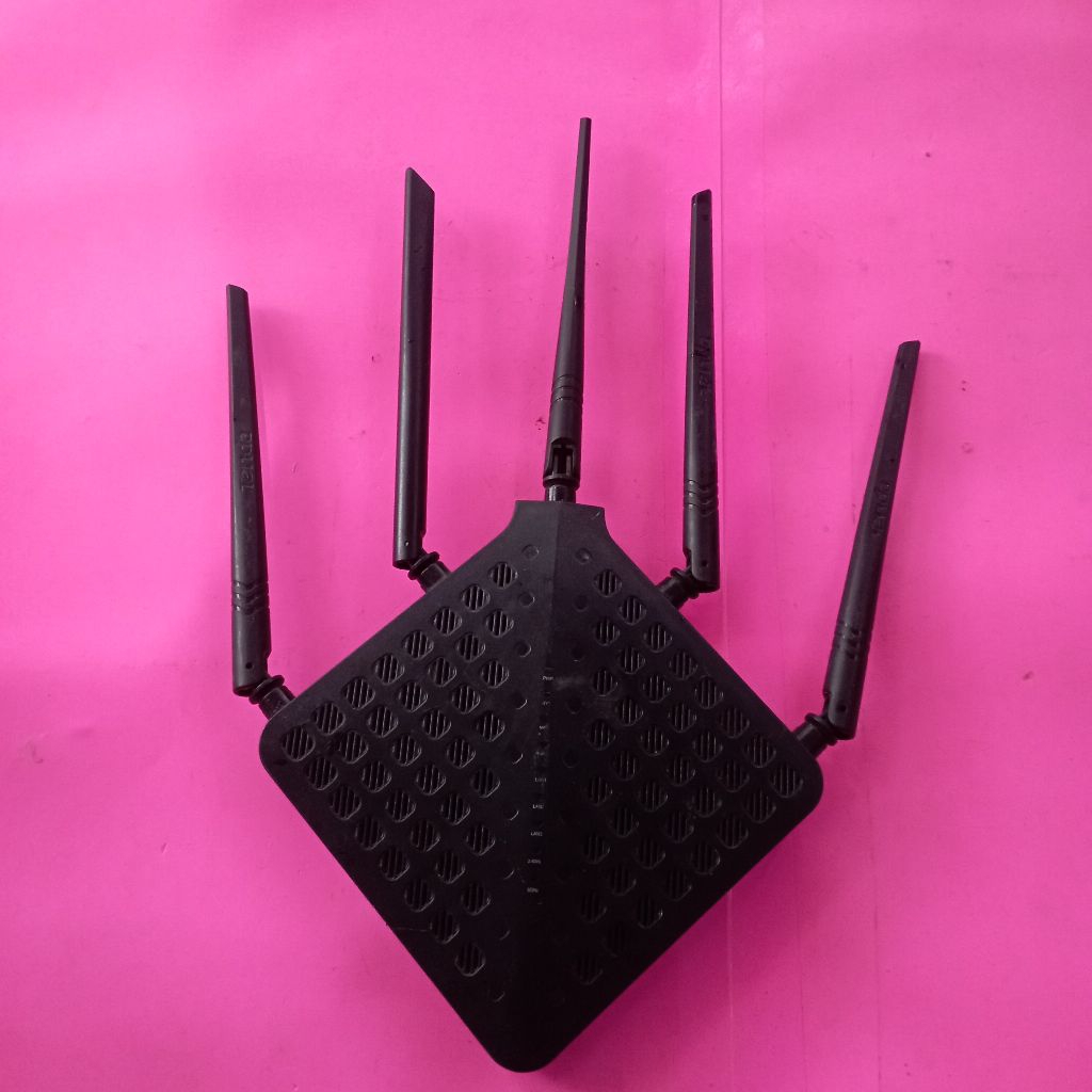 เต็นท์เราเตอร์ไร้สายแบบดูอัลแบนด์ TENDA AC1200