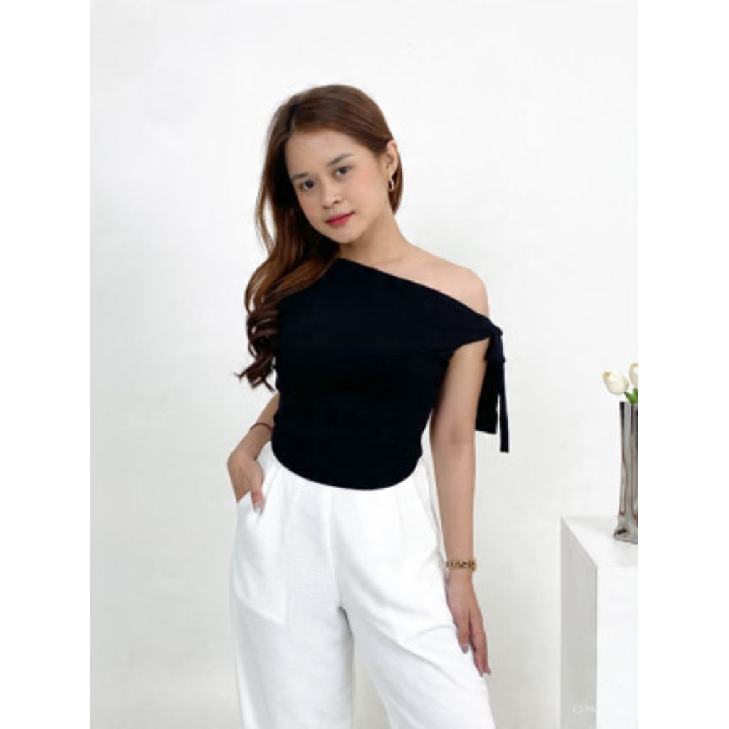 Valentina Top Womens One Shoulder Trend 2025 / Valentina Top | Valentina Twist Top เสื้อไหล่เดียวผู้