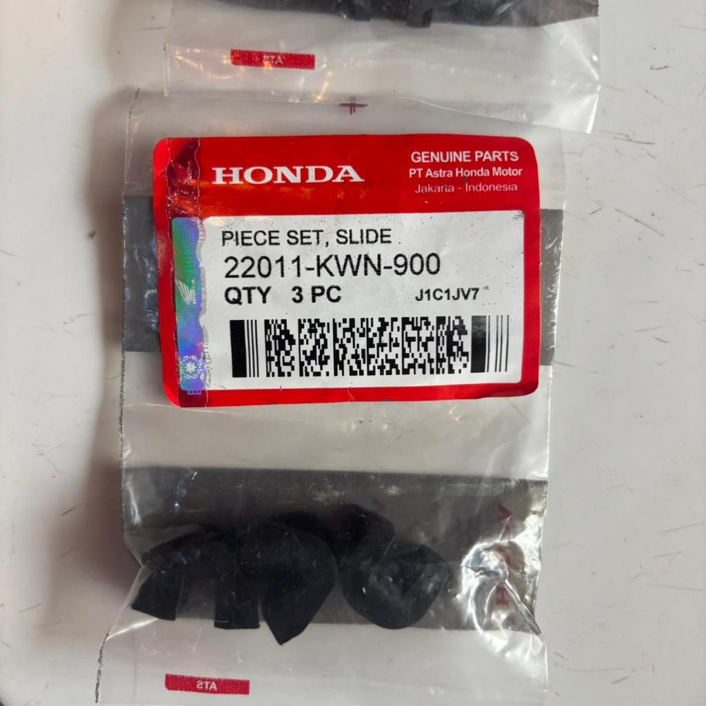 22011 KWN 900 Pice Slide Slider 3PC Vario 125 Vario 150 PCX