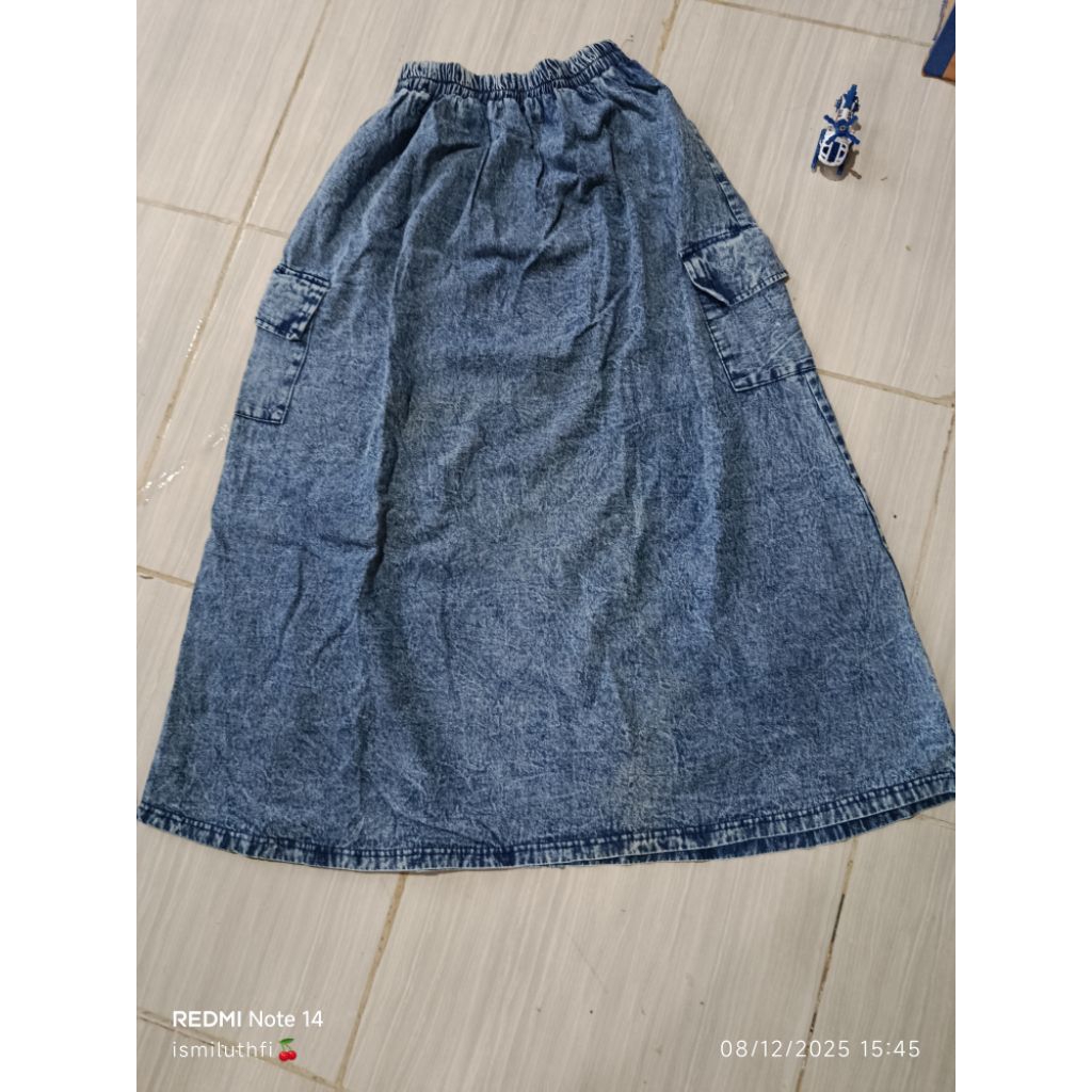 กระโปรงยีนส์คาร์โก้ lp max 110 pj 90